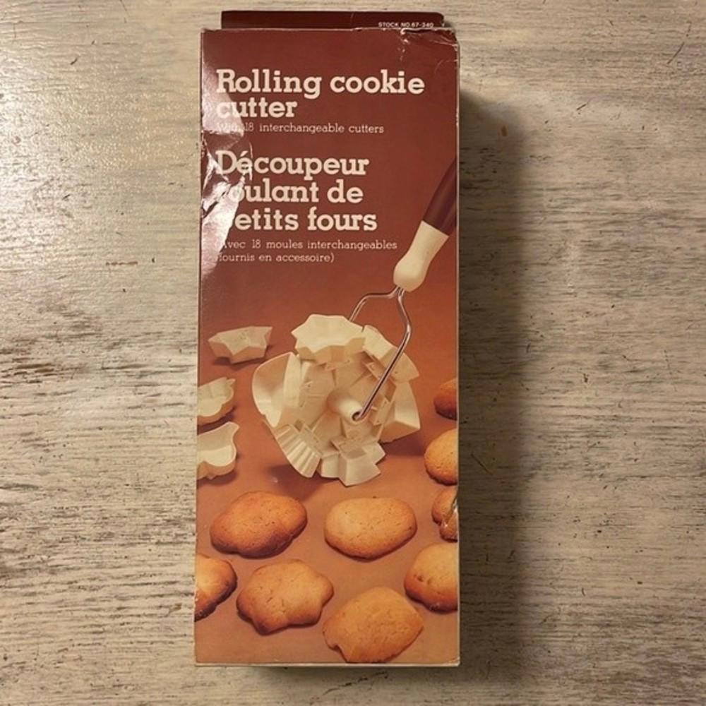 New 1970’s Vintage Rolling Christmas etc. Cookie Cutter Beige and Brown